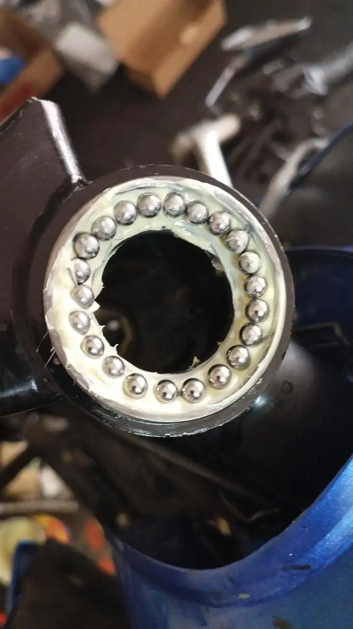 Componentes de motor de motocicleta - mantenimiento profesional